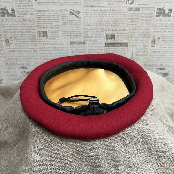 Red Wool Beret w Black Leather Trim Inside view